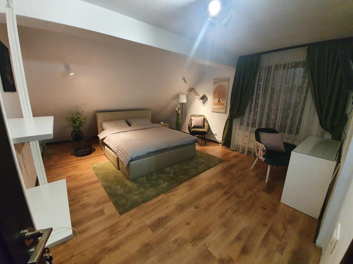 Pensiunea Relax Curtea De Arges Exterior photo
